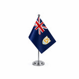 Drapeau bureau d'Anguilla modèle Argent avec mât et socle en acier inoxydable