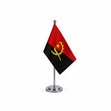 Drapeau bureau de l'Angola modèle Argent avec mât et socle en acier inoxydable