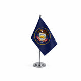 Drapeau Bureau de l'Utah modèle Argent avec mât et socle en acier inoxydable