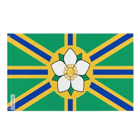 Drapeau abbotsford polyester résistant avec œillets à gauche