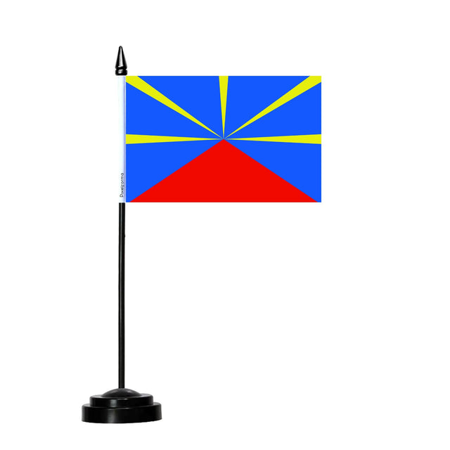 Reunion Table Flag - Pixelforma