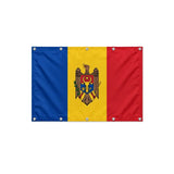 Drapeau de la Moldavie format S en polyester avec dix œillets
