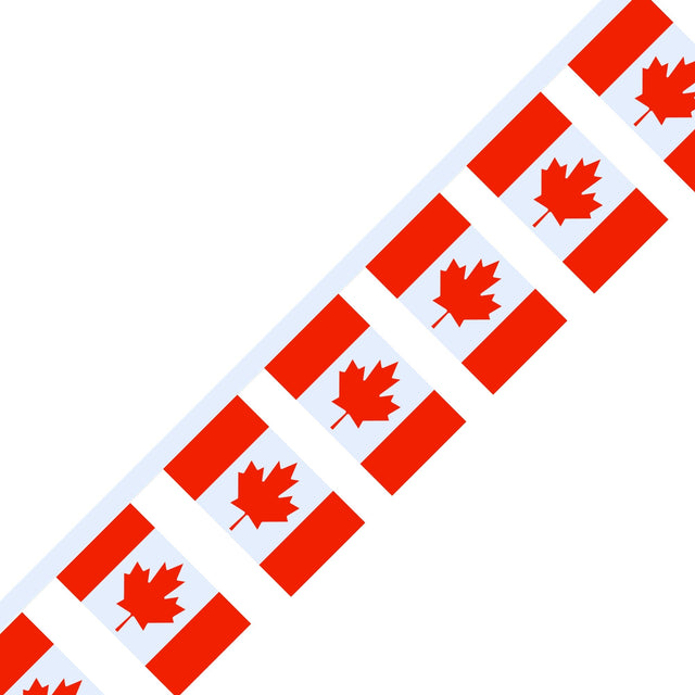 Canada Flag Garland - Pixelforma