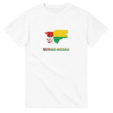 T-shirt drapeau guinée-bissau en carte - pixelforma