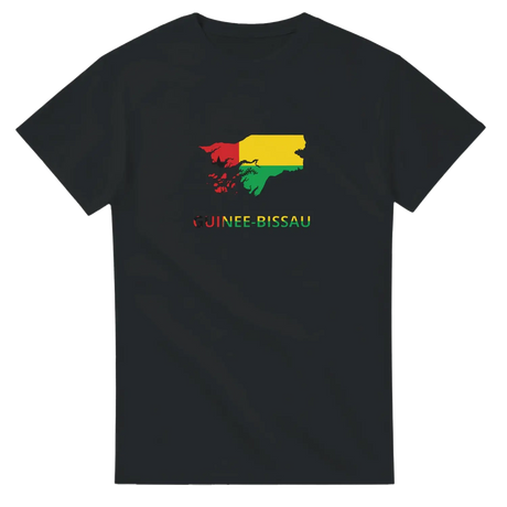 T-shirt drapeau guinée-bissau en carte - pixelforma